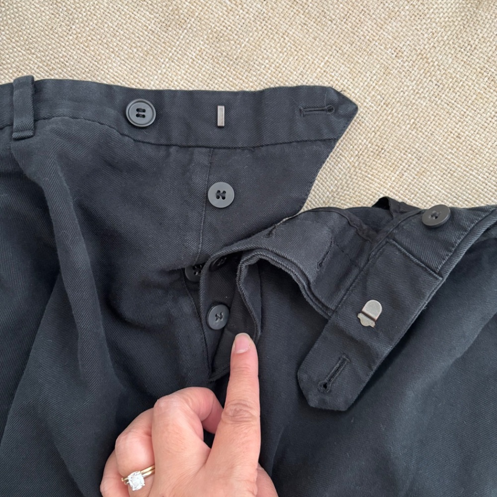AllSaints Men's Black Tallis Crop Pleated Trousers - Size 32 - Picture 6 of 8